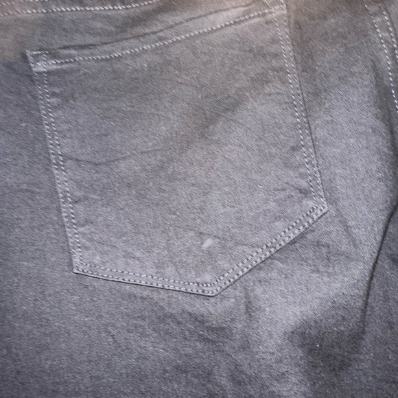 Old Navy Jeans - “NWT” Power Slim Straight- Mid Rise 🤩 - Picture 12 of 12